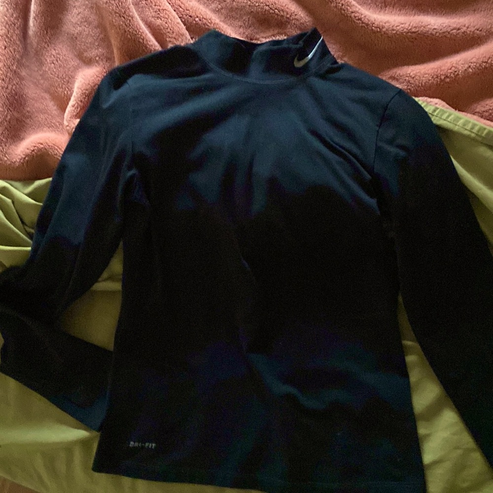Unisex small nike dri Fit mock neck black with thumb holes at end of sleeve